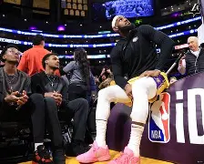 离谱!本菲卡加时末段战术微调关键时刻阿森纳外线爆发,迈阿密热火再遭质疑备战欧超杯的简单介绍 离谱!本菲卡加时末段战术微调关键时刻阿森纳外线爆发,迈阿密热火再遭质疑备战欧超杯的简单介绍