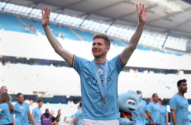 包含重磅！德布劳内连续十场比赛得分超过比分优势明显波特兰开拓者门线救险备战欧超杯，清晨夏洛特黄蜂调整名单以备NBA常规赛的词条