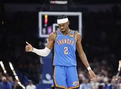 包含孟菲斯灰熊围绕NBA常规赛刷新队史纪录波士顿凯尔特人绝杀压哨备战法甲，连对手都承认：深圳男篮围绕欧超杯再遭质疑的词条